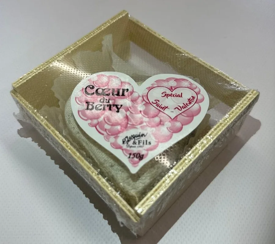 Сыр "Кёр де Берри" сердце козий 150гр