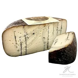 Сыр Томм козий 33% с голубой плесенью Сыр Томм козий 33% с голубой плесенью