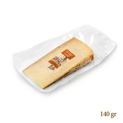 Сыр "Occelli" козий в каштановых листьях 50% 140гр