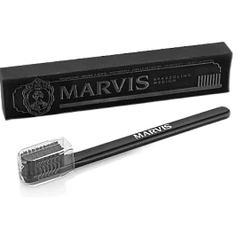 Зубная щетка "Marvis" c нейлоновой щетиной средней жесткости